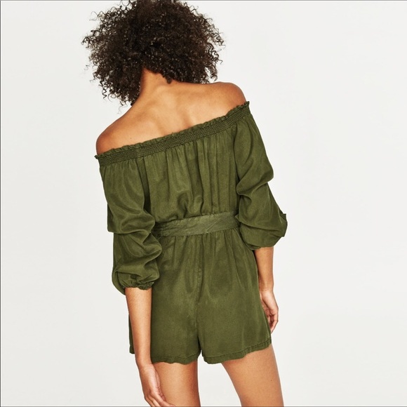 ZARA Off Shoulder Romper - Picture 3 of 9